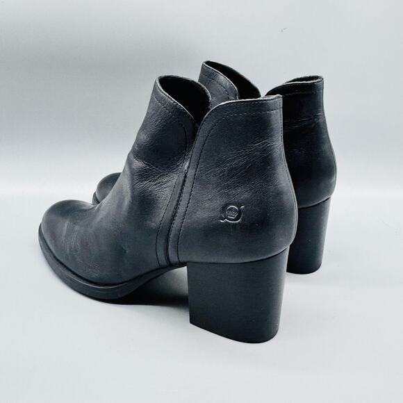 Born Boots Womens 9 Black Leather Ankle Booties Round Toe Block Heel Zip Comfort - Picture 6 of 12